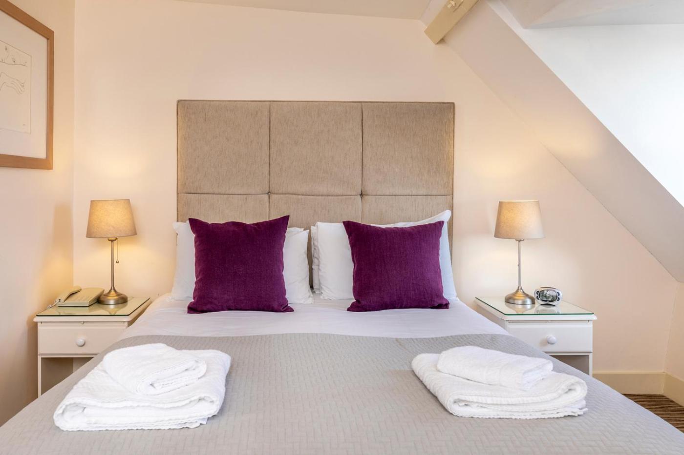 Swan Revived Hotel Milton Keynes Bagian luar foto