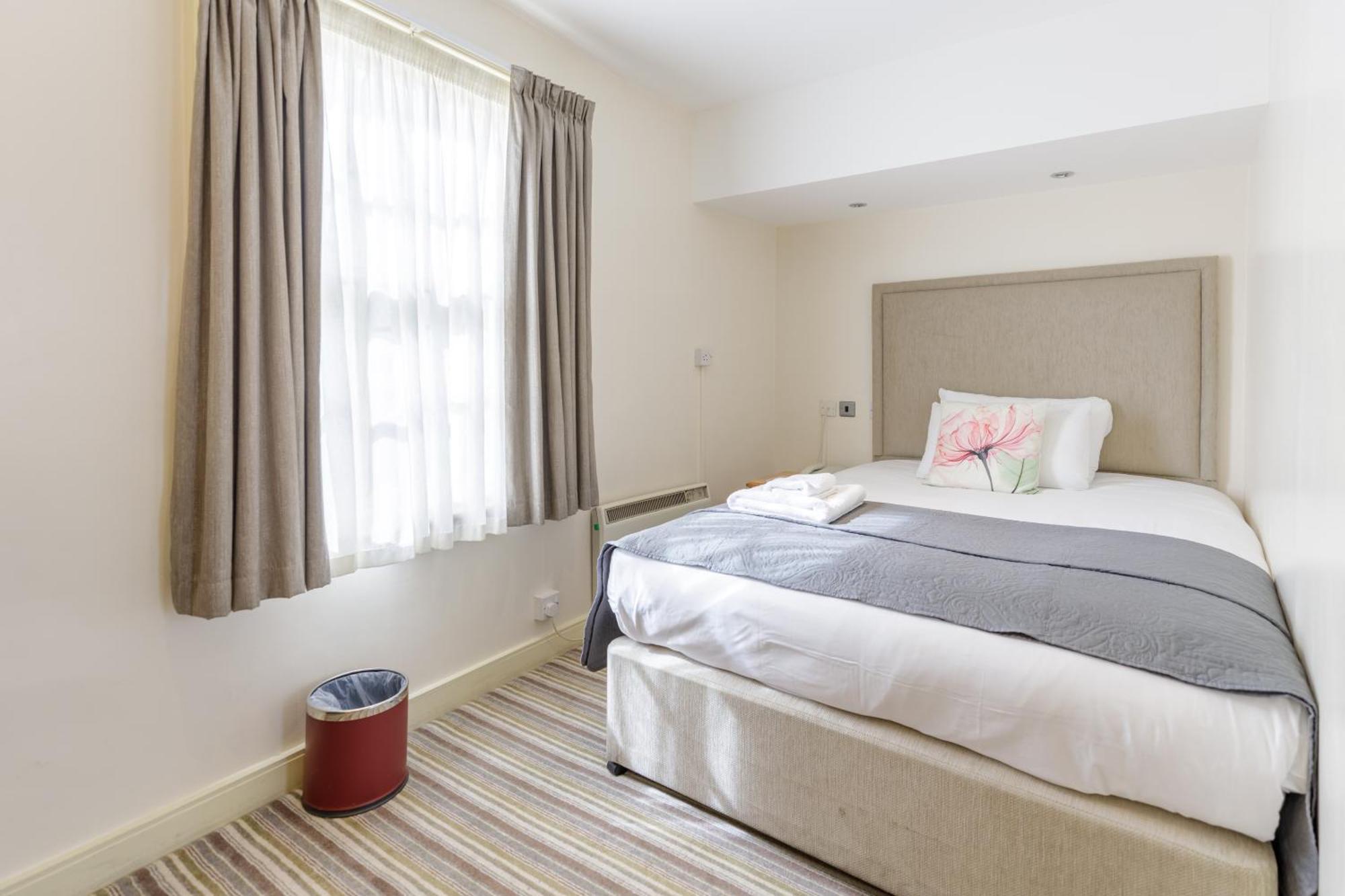 Swan Revived Hotel Milton Keynes Bagian luar foto