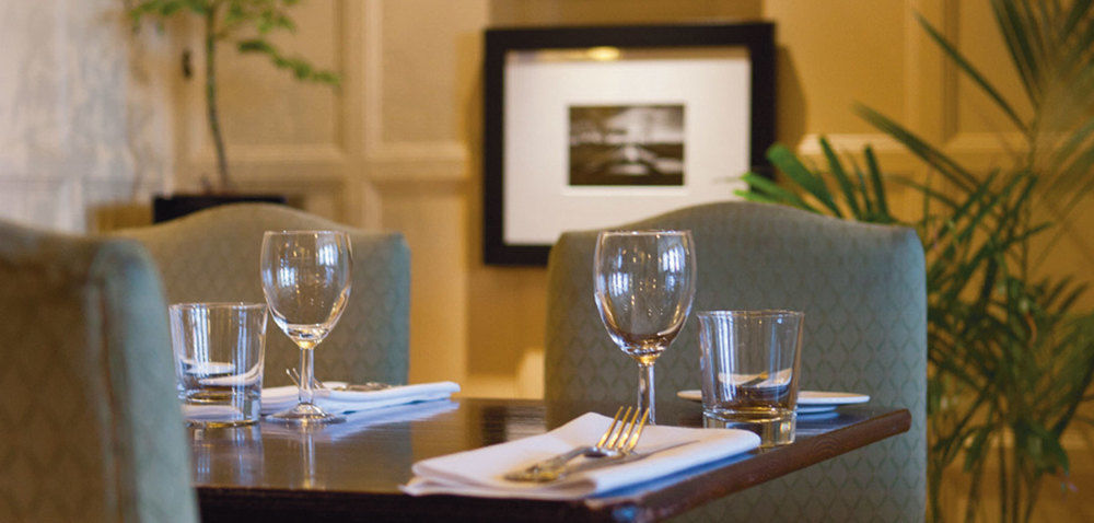 Swan Revived Hotel Milton Keynes Bagian luar foto