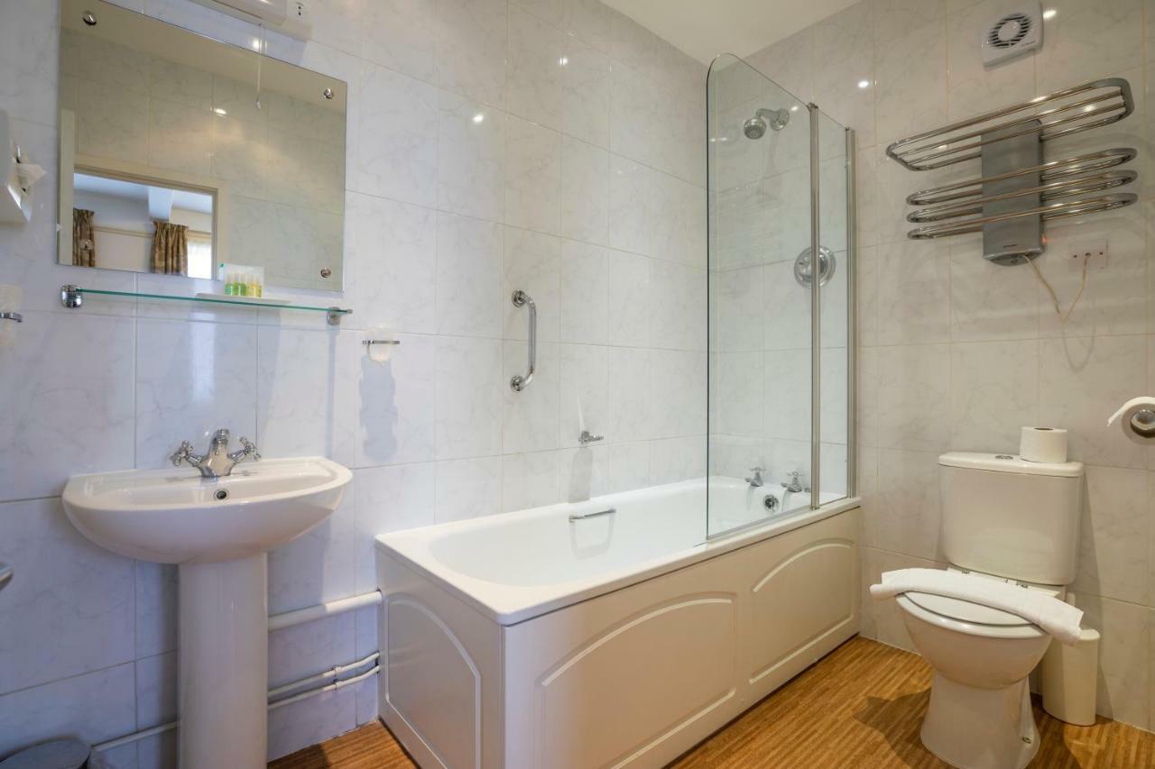 Swan Revived Hotel Milton Keynes Bagian luar foto